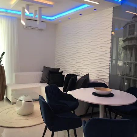 Silver Star Luxury Apartment *